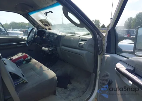 2007 Ford F-350 Chassis Lariat/Xl/Xlt z USA, uszkodzony, nr VIN 1FDSW35P17EA68797